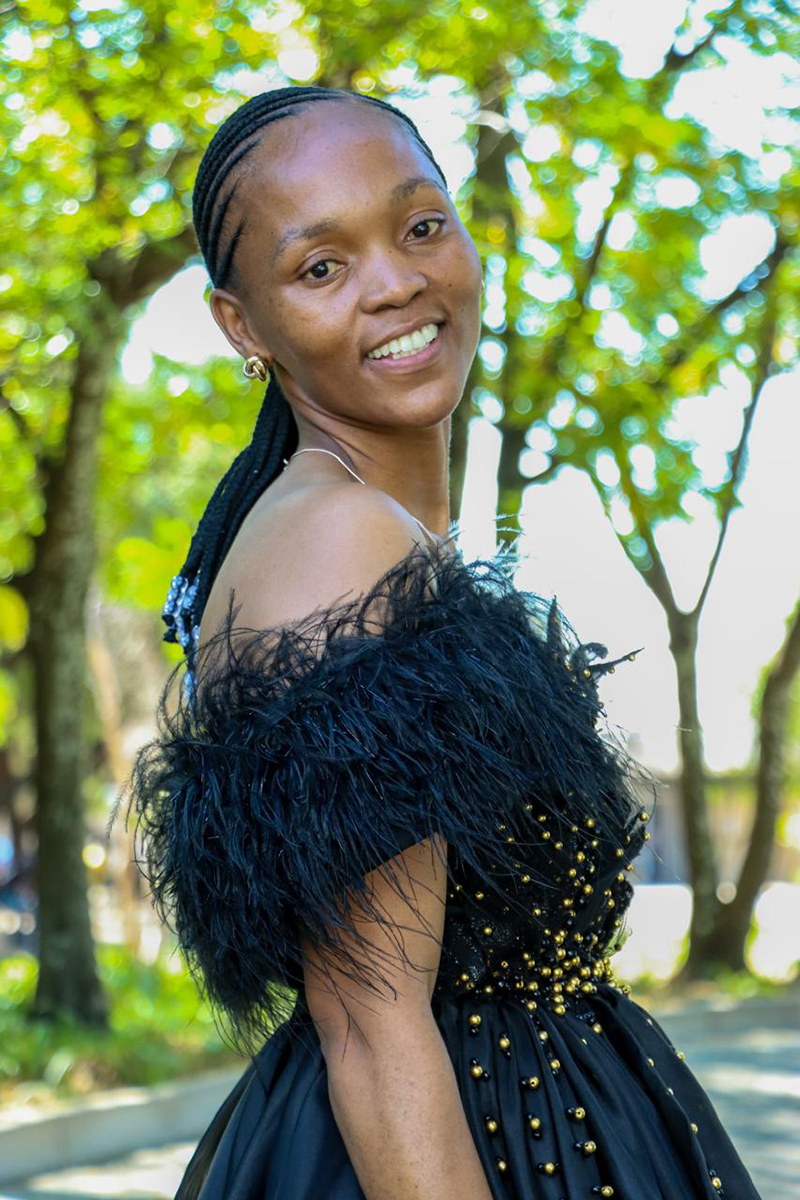 Dr Bongiwe