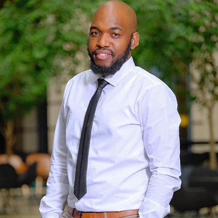 THulani Phakati