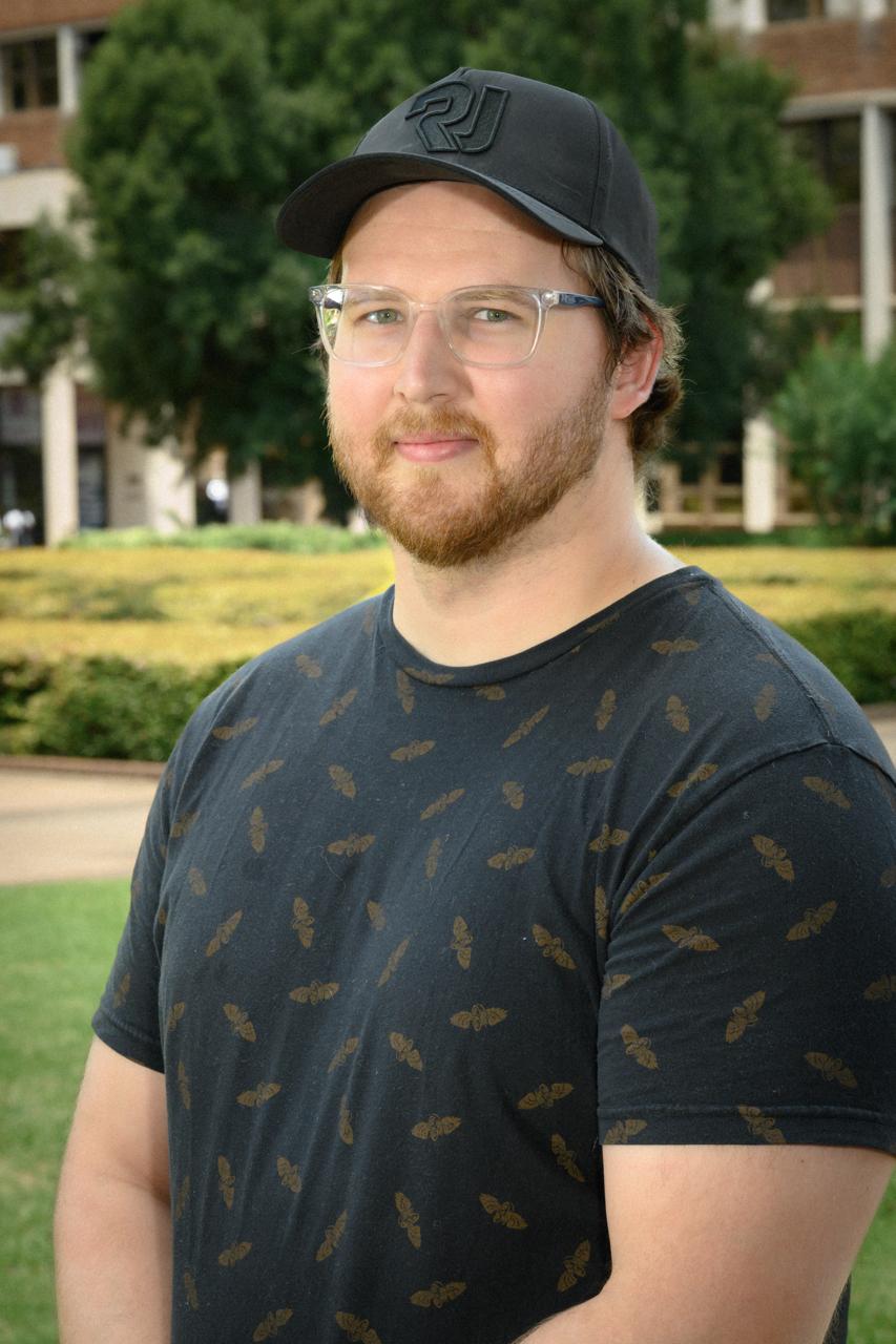 Dr Tian Theunissen 