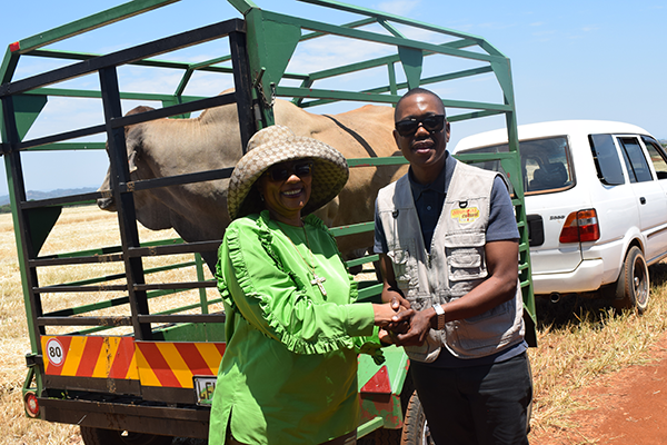 NWU Chancellor Dr Anna Mokgokong with his majesty Kgosi Motheo Mamogale of the Bakwena ba Mogopa.