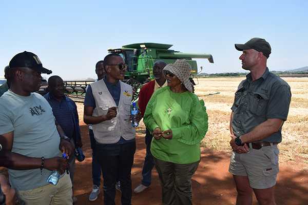 The agriculture gathering outside Brits brought together a broad coalition – traditional leaders, the North West provincial government and its agriculture department, the NWU, commercial farmers, researchers and industrial partners. 