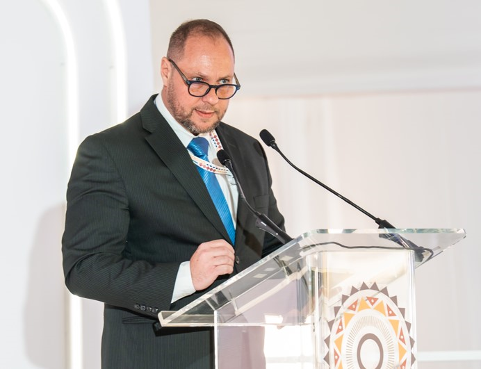 Prof Barend Prinsloo