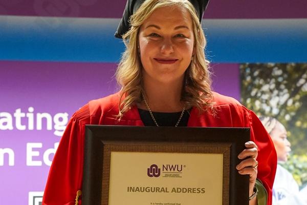 Prof Laubscher’s inaugural lecture explores the future of self-directed learning in a digital age 
